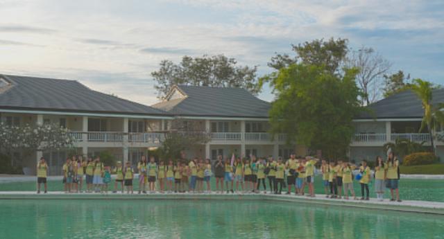 <br>
	안녕하세요~ JJES M.Dohan입니다. 지난 일요일에는 학생들과 함께 세부의 대표 리조트인 플렌테이션 베이로 데이유즈를 다녀왔습니다. 넓은 바닷물 라군과 다양한 시설이 있는 리조트에서 학생들은 수영도 하고, 카약...